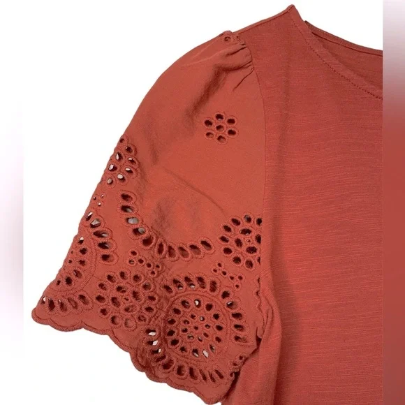 Boden Short Sleeve Rust Eyelet T-shirt, Size 8 - Picture 2 of 6